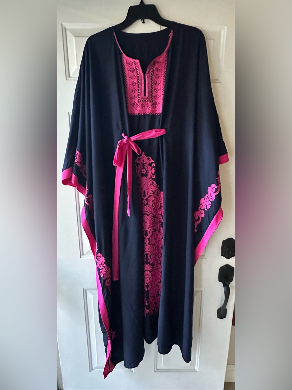 Elegant Navy Blue Butterfly Embroidered Plus Size Kaftan with Belt - Picture 2 of 6